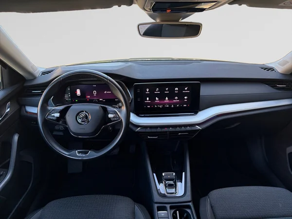 SKODA Octavia Combi (2020) — foto 4 van 24