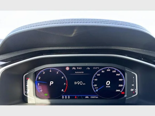 Volkswagen T-Roc (2025) — foto 8 van 30