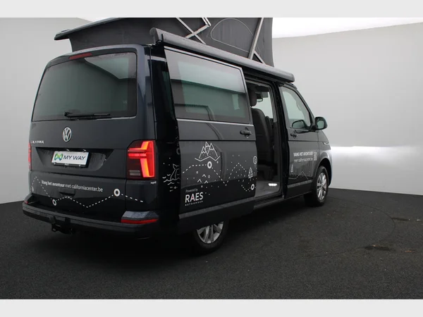 VOLKSWAGEN T6.1 California (2023) — foto 12 van 24
