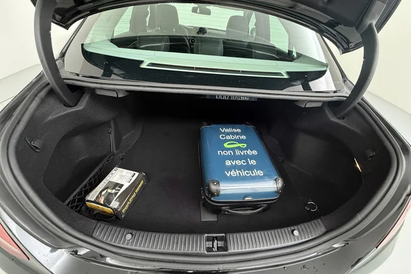 Mercedes-Benz C-Class (W205) (2018) — foto 2 van 25