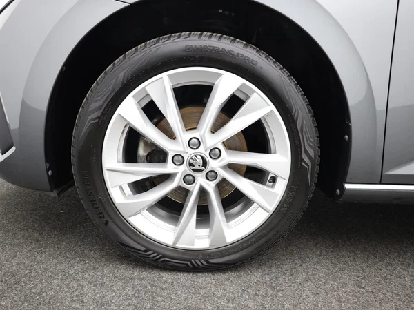SKODA Scala (2024) — foto 11 van 23
