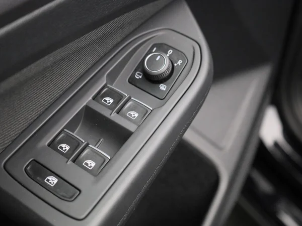 Volkswagen Golf (2022) — foto 26 van 45