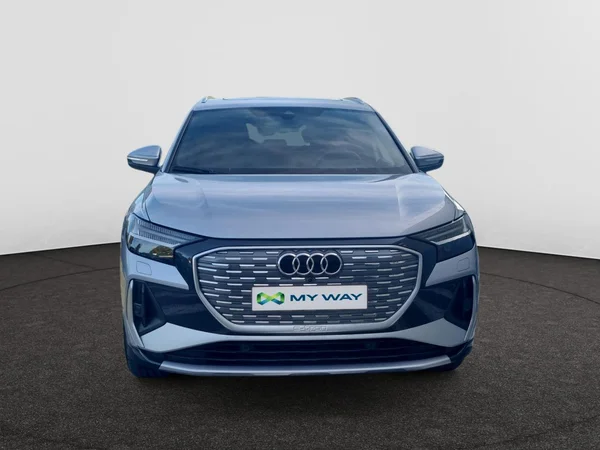 AUDI Q4 e-tron (2025) — foto 4 van 24