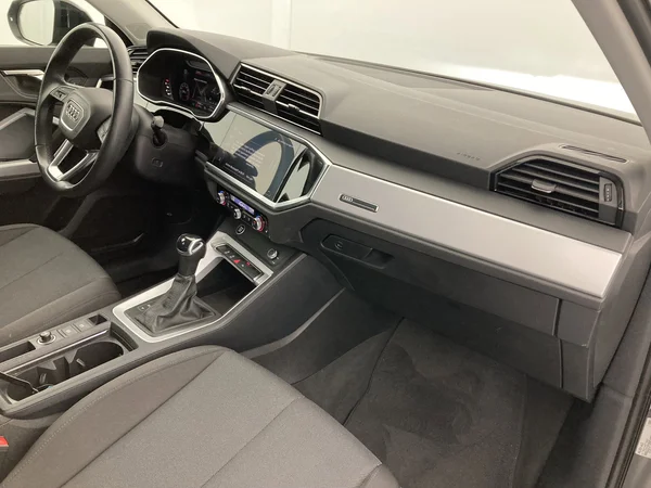 AUDI Q3 (2022) — foto 7 van 36