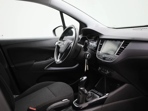Opel Crossland (2021) — foto 22 van 36