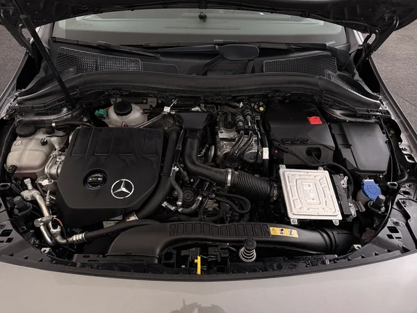 MERCEDES B 250 (2022) — foto 6 van 32