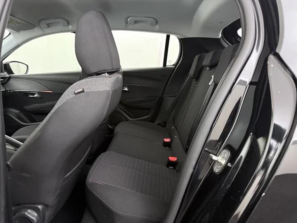 PEUGEOT 208 (2023) — foto 5 van 26