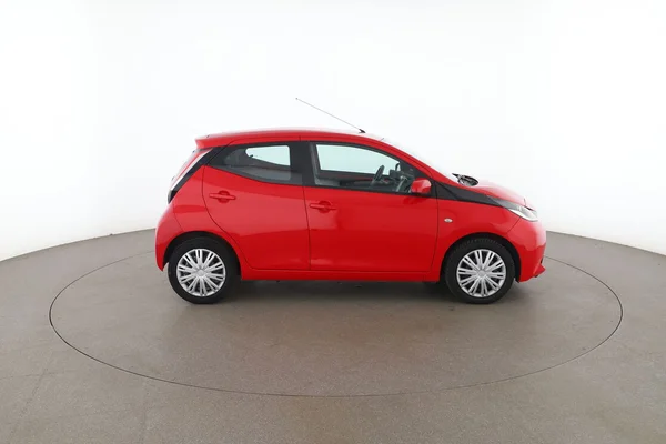 Toyota Aygo (2016) — foto 13 van 16