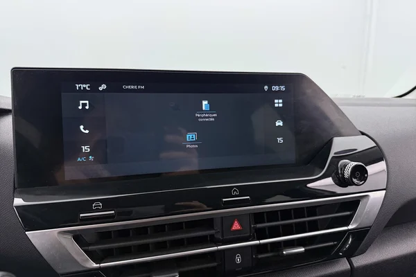 Citroen C4 (2023) — foto 7 van 39