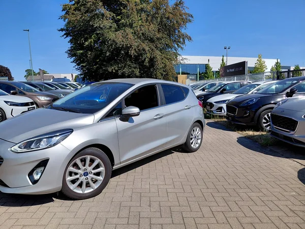 Ford Fiesta (2019) — foto 12 van 21