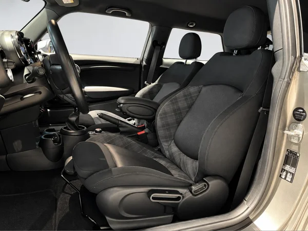 MINI Mini Dsl (F56) (2018) — foto 12 van 13