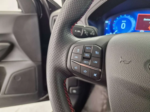 Ford Focus (2024) — foto 3 van 16