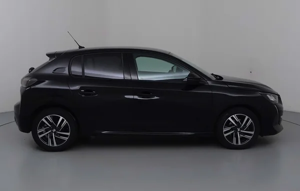 Peugeot 208 (2022) — foto 36 van 39