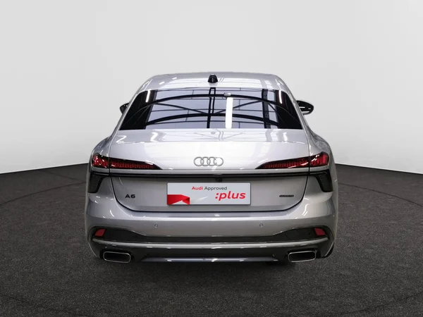 AUDI A6 e-hybrid (PHEV) (2026) — foto 15 van 16