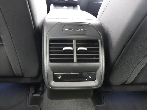 SKODA Superb Combi (2026) — foto 3 van 21