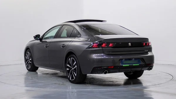 Peugeot 508 PHEV (2022) — foto 23 van 64