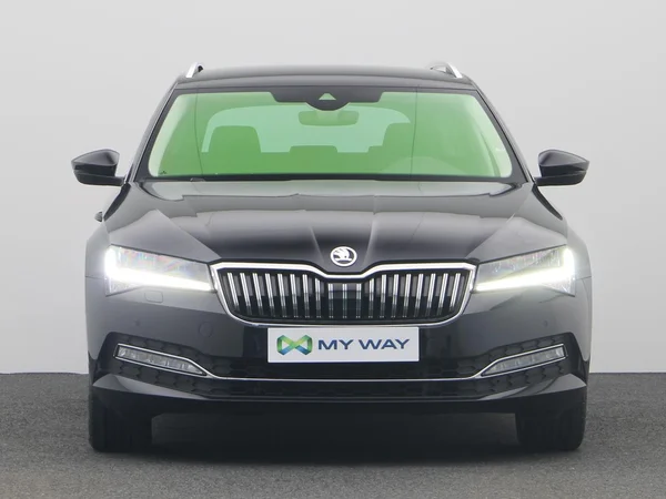 SKODA Superb Combi (2024) — foto 18 van 22