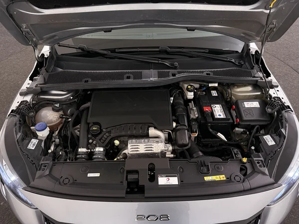 PEUGEOT 208 (2023) — foto 6 van 27