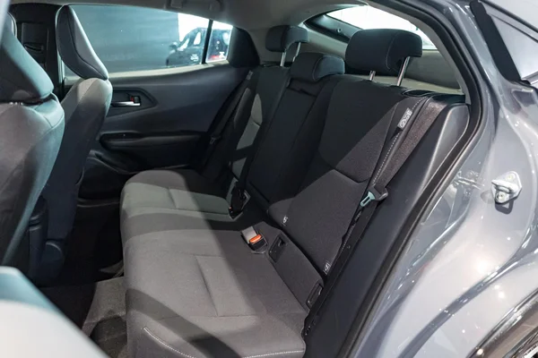 Toyota Prius (2024) — foto 8 van 37