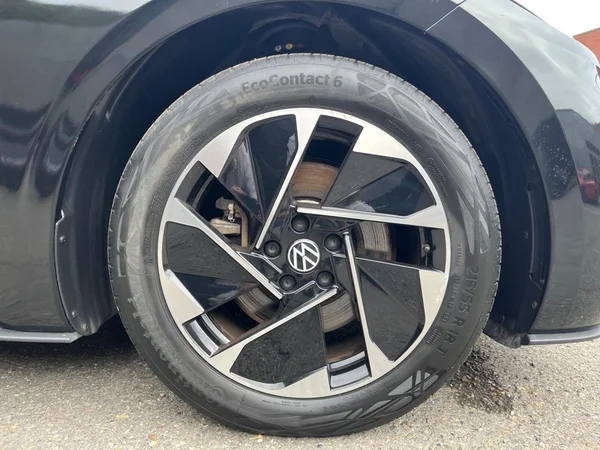 VOLKSWAGEN ID.3 (2023) — foto 15 van 22