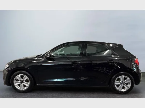Audi A1 Sportback (2021) — foto 19 van 24