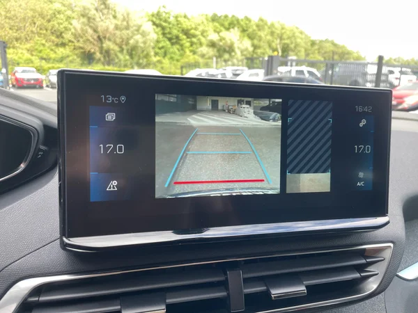 PEUGEOT 3008 (2022) — foto 13 van 21