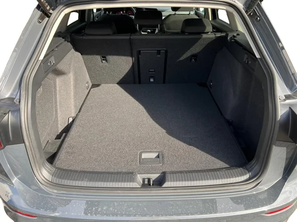 VOLKSWAGEN Golf VIII SW (2024) — foto 22 van 24