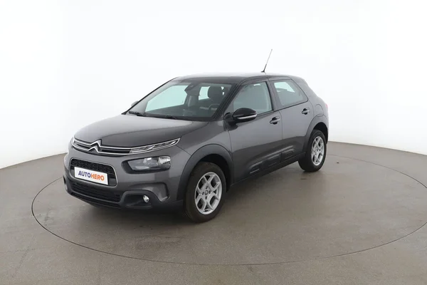 Citroen C4 (2020) — foto 1 van 16
