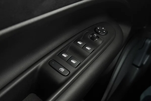 Jeep Avenger (2025) — foto 7 van 31