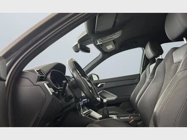 Audi Q3 (2020) — foto 32 van 32