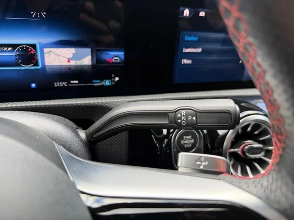 MERCEDES-BENZ A-Class (W177) (2023) — foto 19 van 33