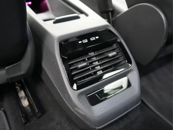 VOLKSWAGEN ID.4 (2026) — foto 17 van 30