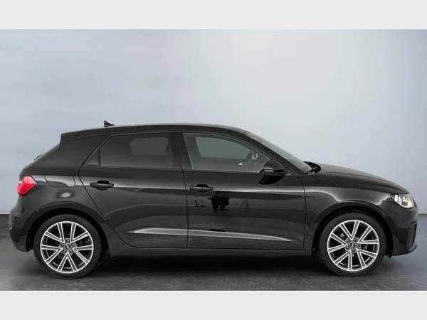 Audi A1 Sportback (2022) — foto 20 van 26