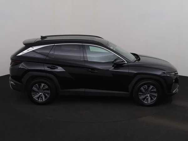 HYUNDAI Tucson (2021) — foto 25 van 29