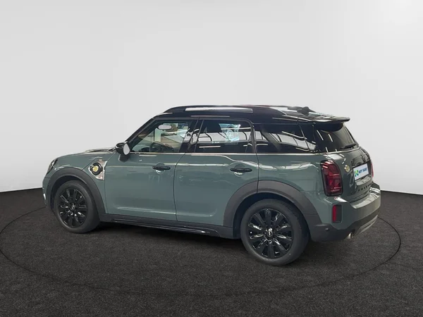 MINI Mini Countryman PHEV (F60 LCI) (2021) — foto 18 van 24