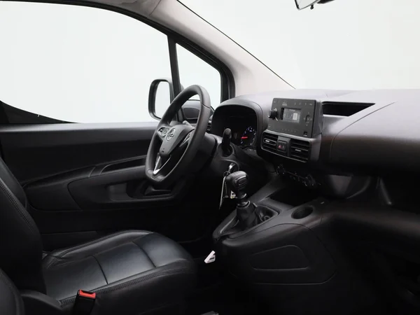 Opel Combo Life (2022) — foto 25 van 36