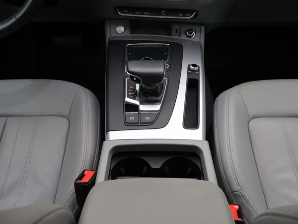 AUDI Q5 (2020) — foto 6 van 27