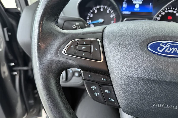 Ford C-Max (2017) — foto 6 van 28