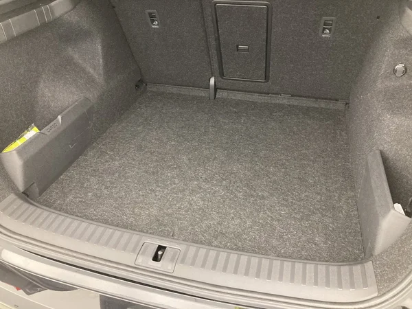 SKODA Enyaq (2022) — foto 18 van 35