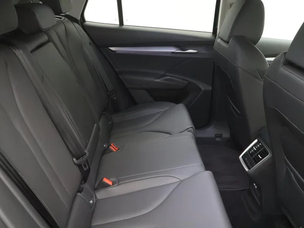 SKODA Elroq (2026) — foto 2 van 23