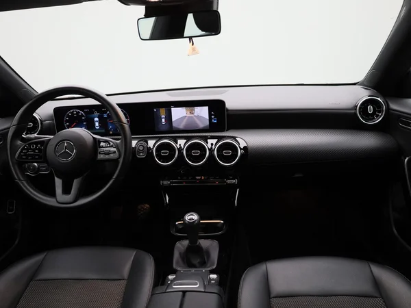 Mercedes-Benz CLA (2020) — foto 29 van 40
