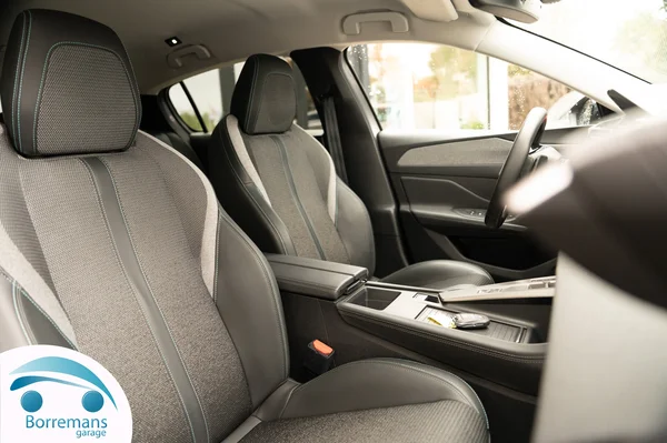 Peugeot 308 (2023) — foto 33 van 60