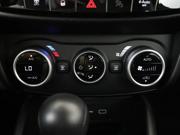 FIAT Tipo (2023) — foto 16 van 24