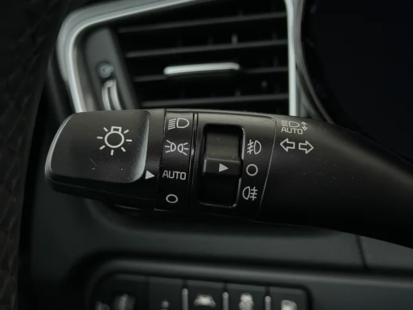 KIA XCeed (2022) — foto 16 van 34