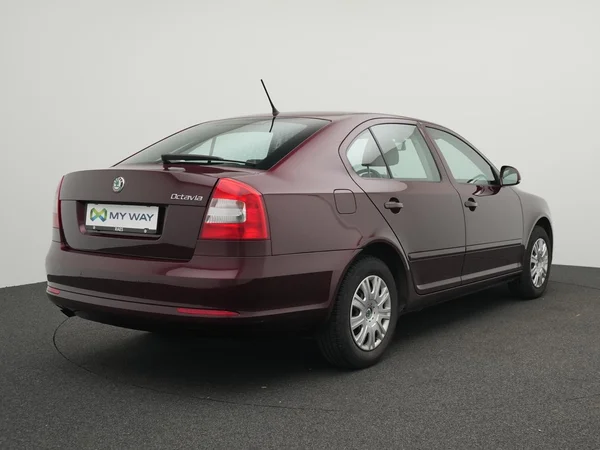SKODA Octavia (2012) — foto 15 van 19