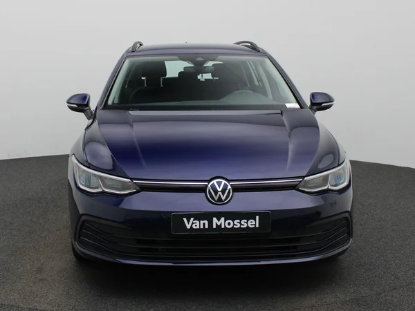 Volkswagen Golf (2021) — foto 23 van 43