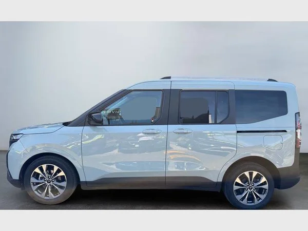 Ford Tourneo Courier (2025) — foto 24 van 29