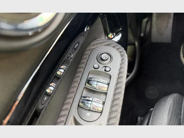 MINI Mini Countryman (2019) — foto 16 van 29