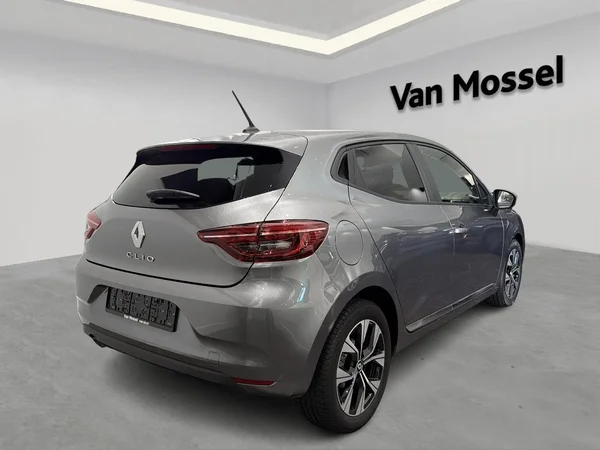 Renault Clio (2023) — foto 13 van 18
