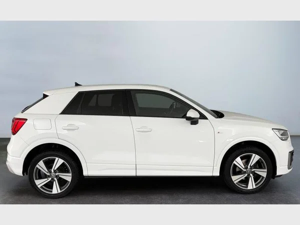Audi Q2 (2020) — foto 19 van 25